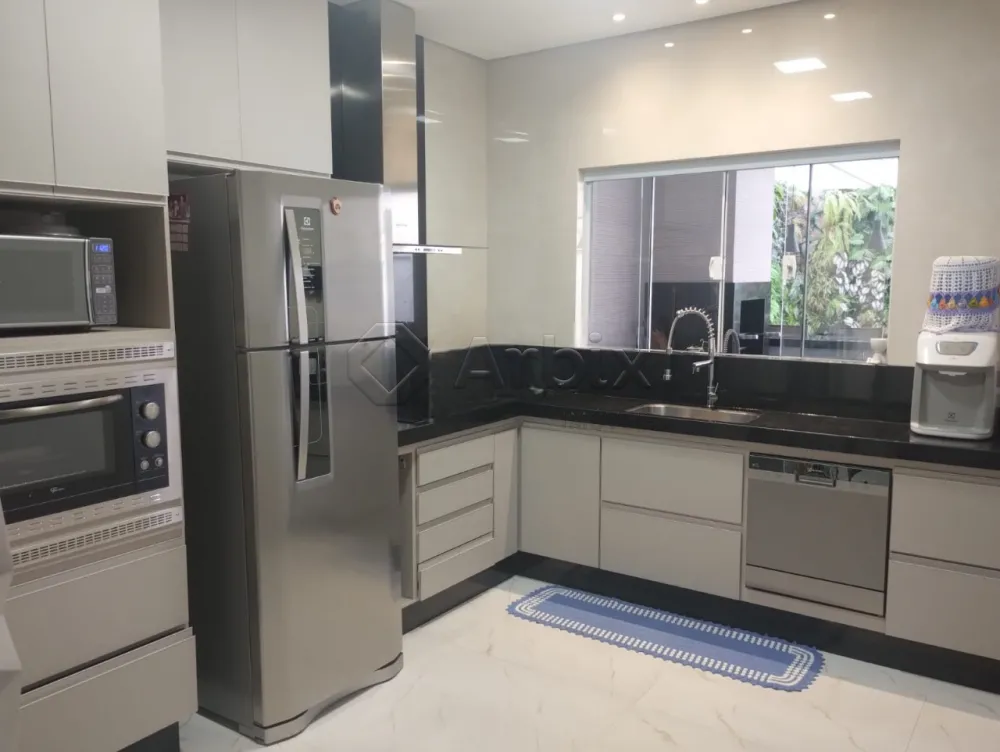 Comprar Casa / Residencial em Santa B&aacute;rbara D`Oeste R$ 900.000,00 - Foto 3